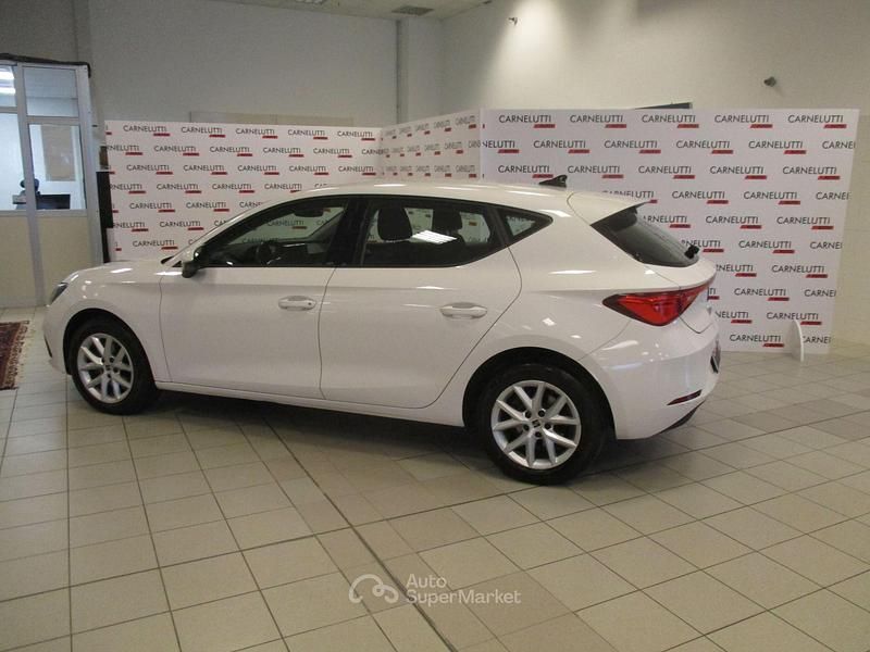 Usata Seat Leon 116 CV (85 kW) 2022 Bianco Berlina