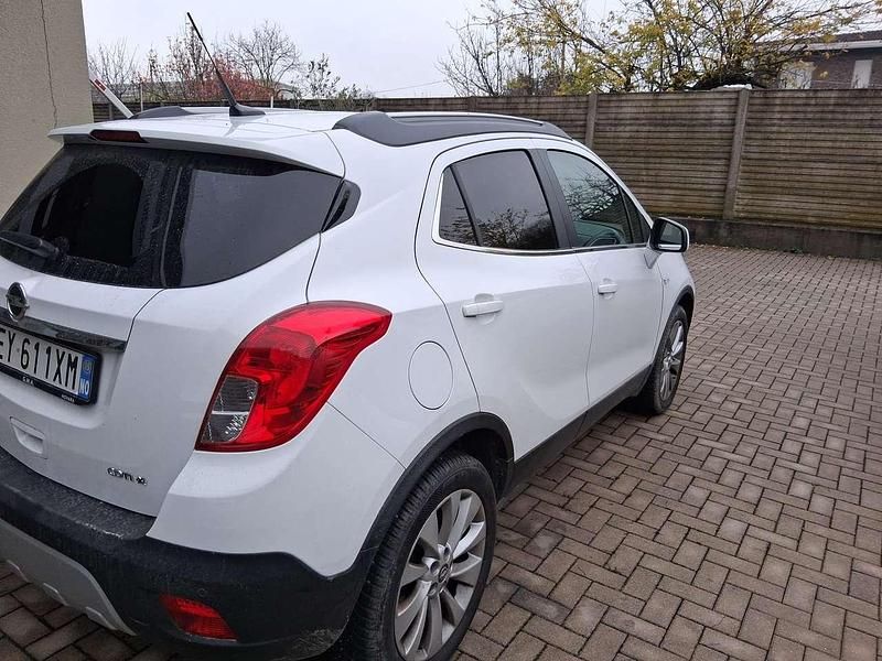 Usata Opel Mokka S 136 CV (100 kW) 2015 Bianco SUV