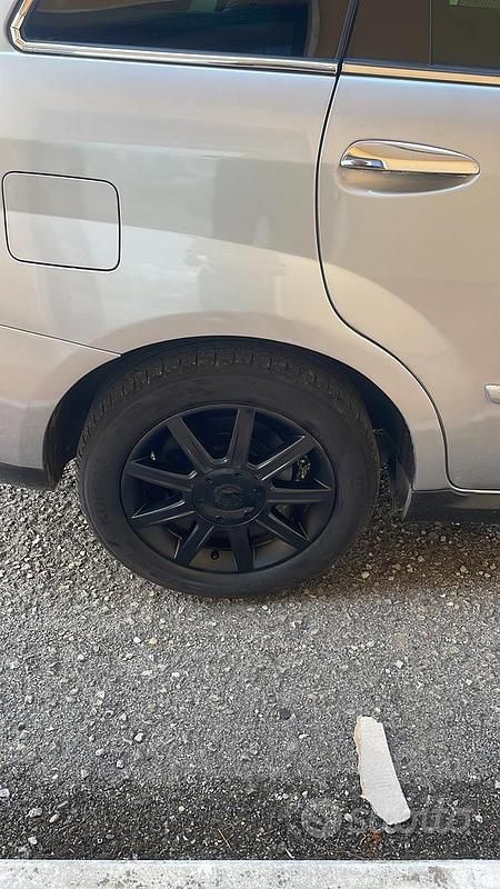 Usata Fiat Croma 150 CV (110 kW) 2010 Grigio Station wagon