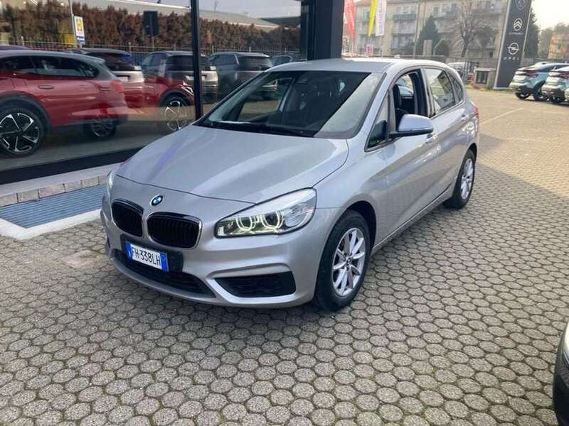 Usato 2017 BMW 216 Active Tourer 1.5 Benzin 102 CV (15.900 €)