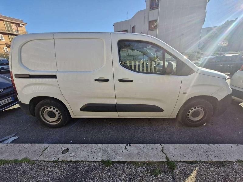 Usata Peugeot TePee Outdoor 99 CV (72 kW) 2019 Station wagon