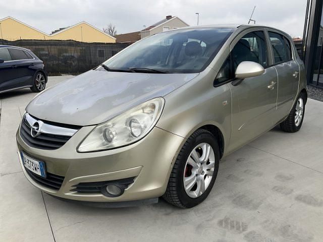 Usata Opel Corsa Club 2008 Bronzo Utilitaria