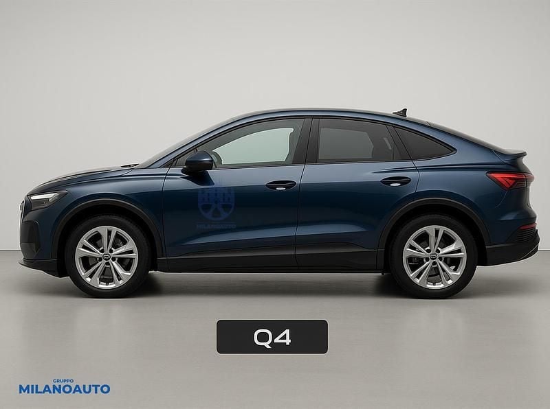 Usata Audi Q4 Sportback e-tron Ambiente 125 kW (170 CV) 2025 Blu SUV