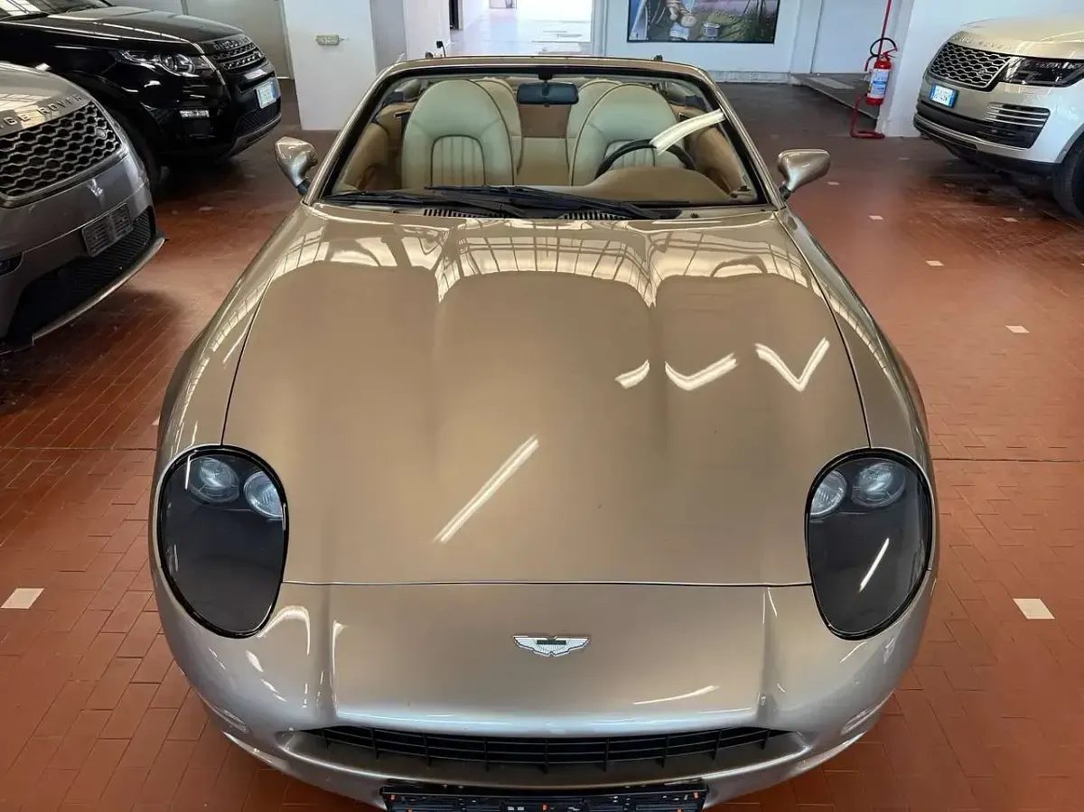 Usata Aston Martin DB7 332 CV (244 kW) 1998 Oro Cabrio