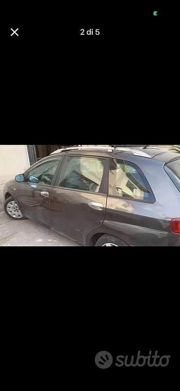 Usata Fiat Croma 140 CV (102 kW) 2010 Nero Station wagon