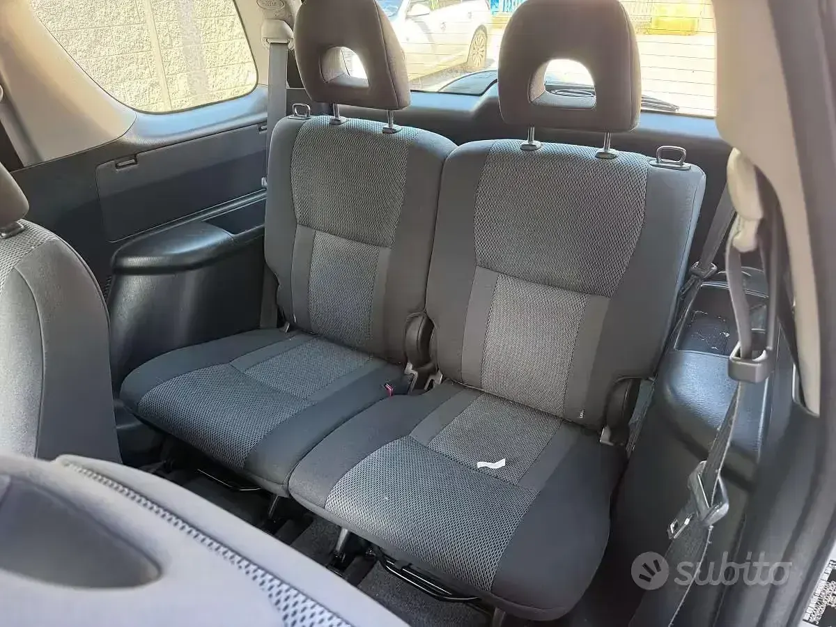 Usata Toyota RAV4 116 CV (85 kW) 2006 SUV