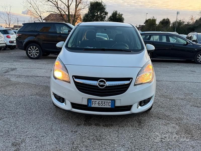 Usata Opel Meriva Cosmo 120 CV (88 kW) 2016 Bianco Monovolume