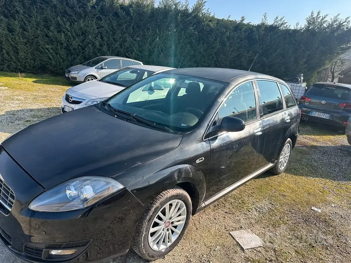 Usata Fiat Croma Dynamic 120 CV (88 kW) 2009 Nero Station wagon