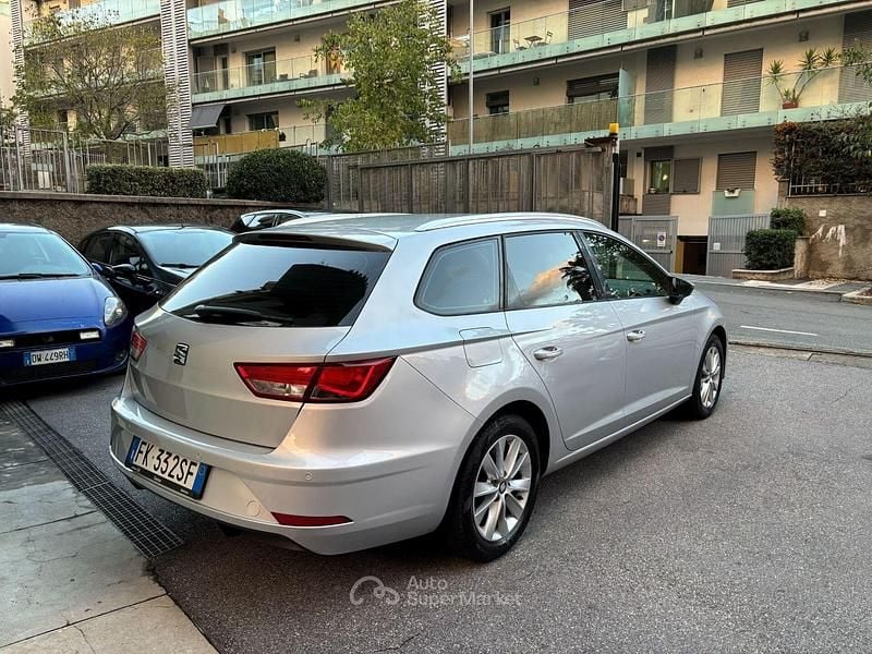 Usata Seat Leon ST Business 116 CV (85 kW) 2017 Argento Station wagon