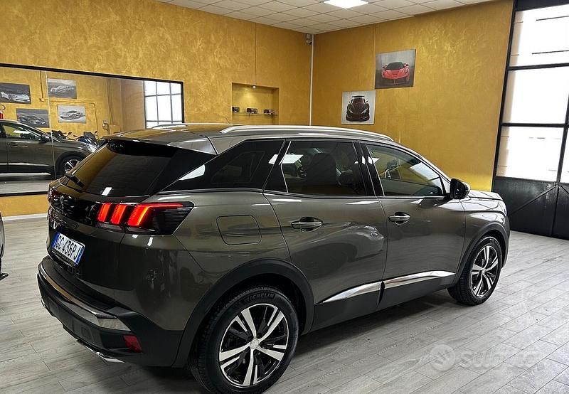Usata Peugeot 3008 131 CV (96 kW) 2020 Grigio SUV