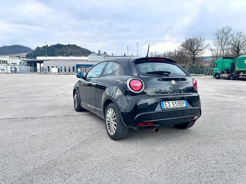 Usata Alfa Romeo MiTo 85 CV (62 kW) 2014 Nero Utilitaria