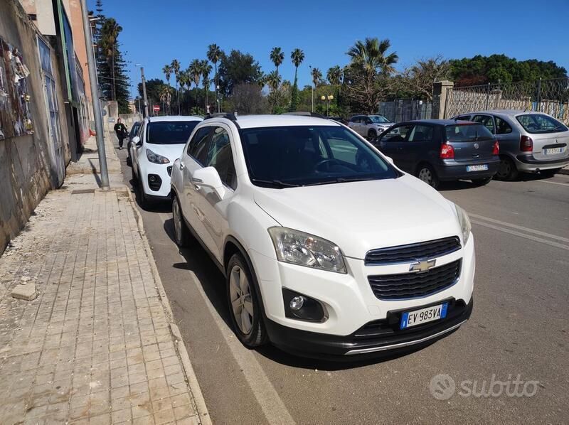 Bianco Usata 2014 Chevrolet Trax SUV | 8000 € (Buon prezzo) - Immagine 1/4