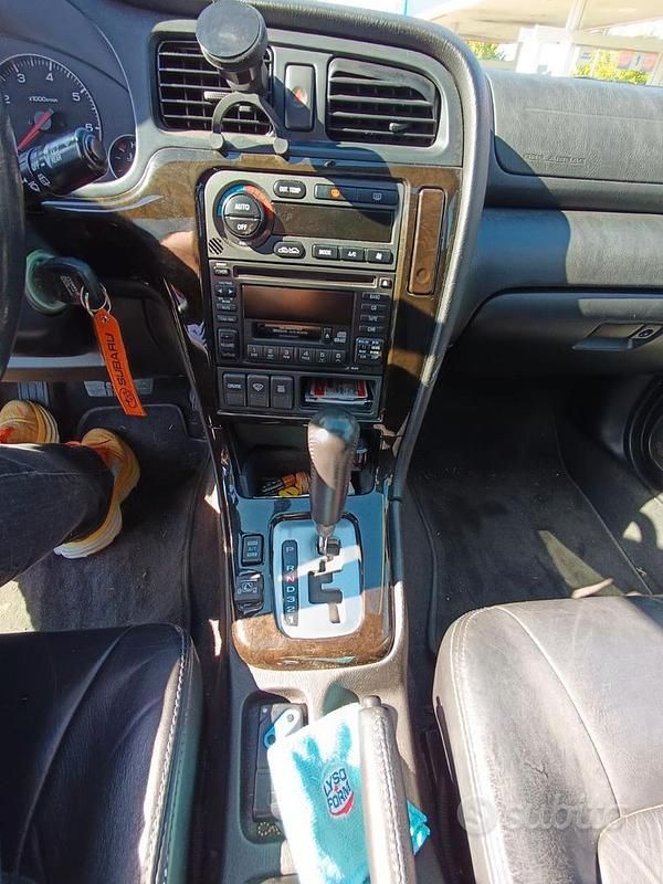 Usata Subaru Legacy 2001 Grigio Station wagon