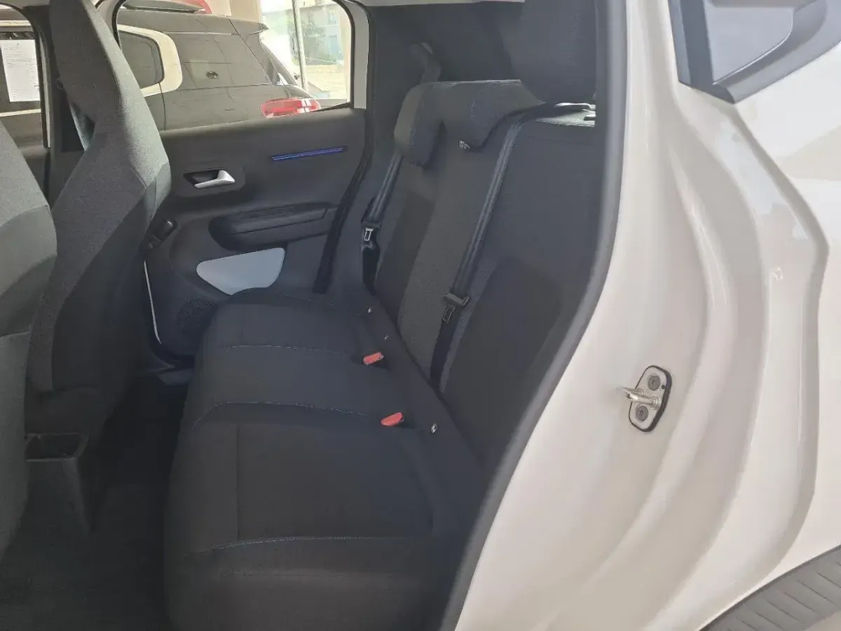 Nuova Citroën C3 PureTech 101 CV (74 kW) 2026 Bianco SUV