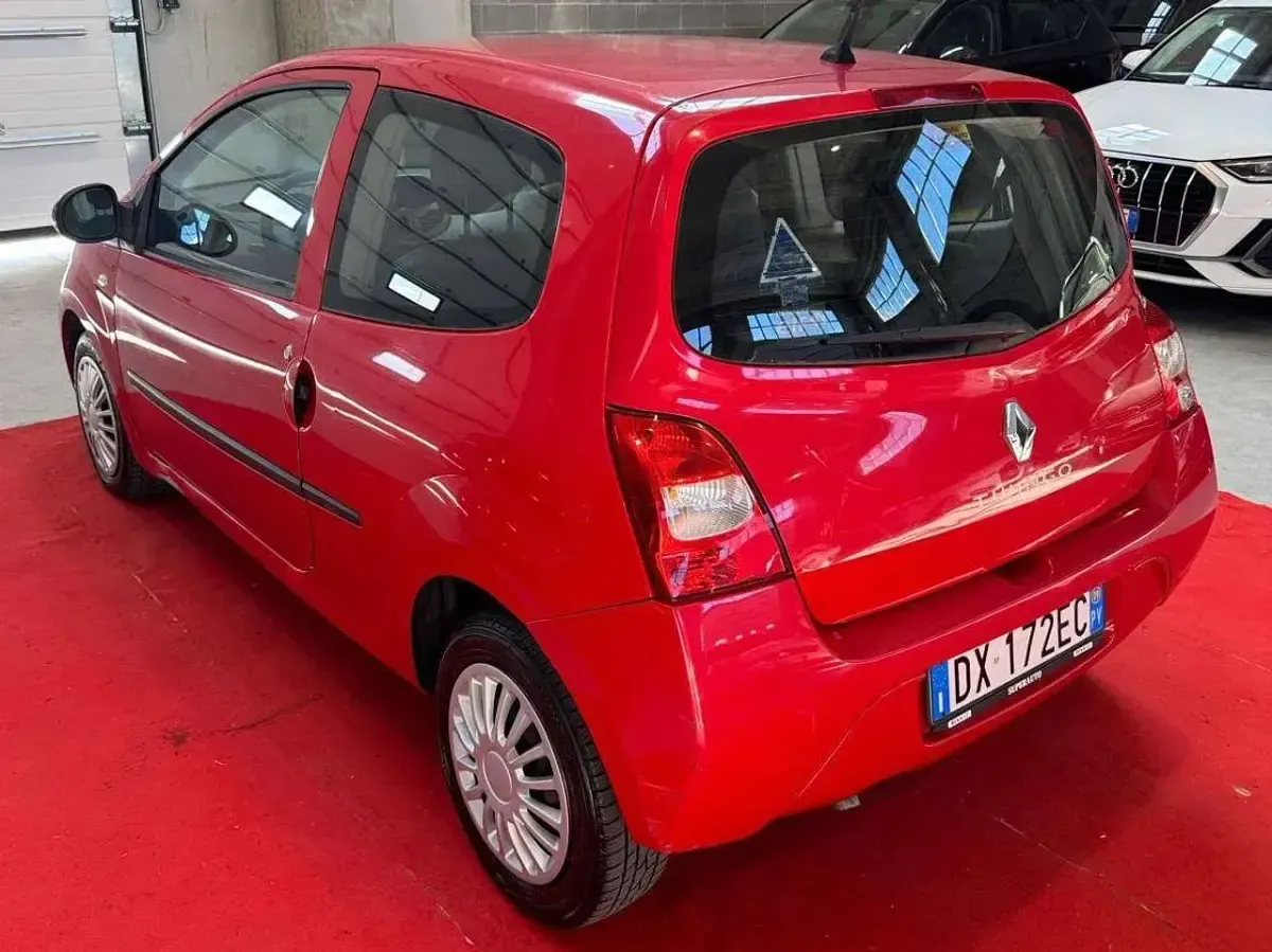 Usata Renault Twingo Dynamique 58 CV (42 kW) 2009 Rosso Utilitaria