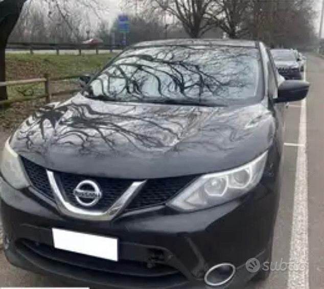 Usata Nissan Qashqai Tekna 110 CV (80 kW) 2015 Nero SUV