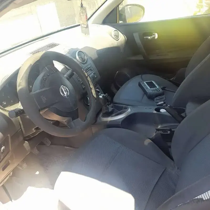 Usata Nissan Qashqai 106 CV (77 kW) 2009 Grigio SUV