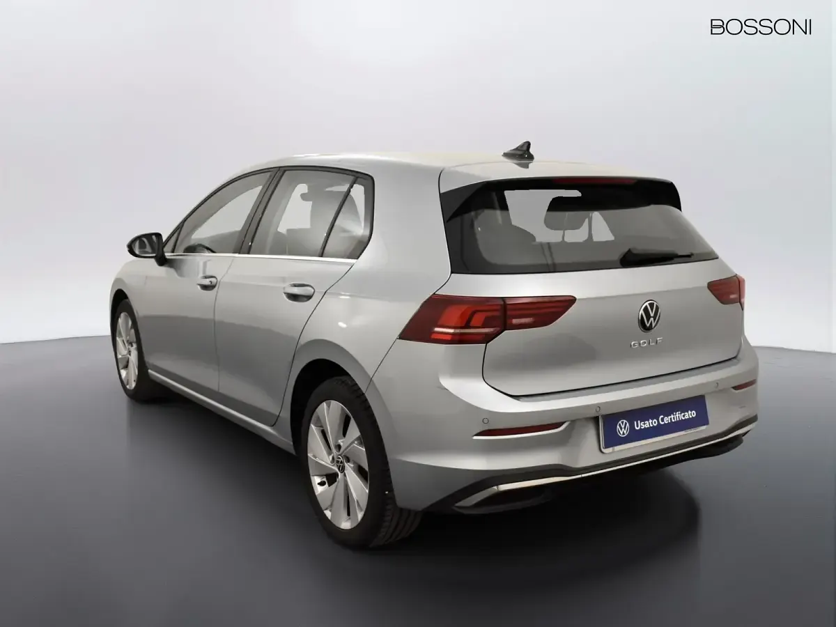 Usata VW Golf VIII Style 150 CV (110 kW) 2025 Grigio Berlina