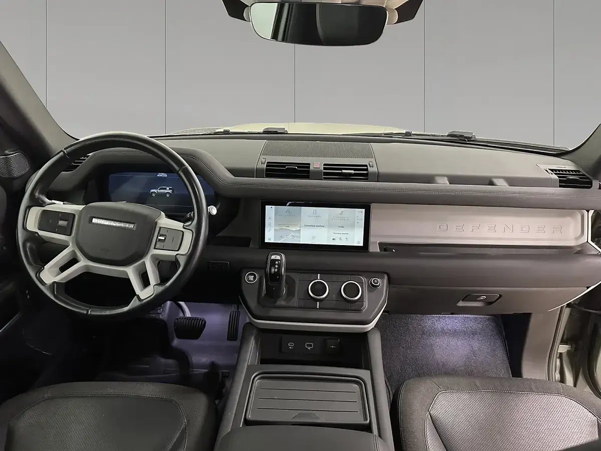Usata Land Rover Defender S 2021 Pangea green SUV