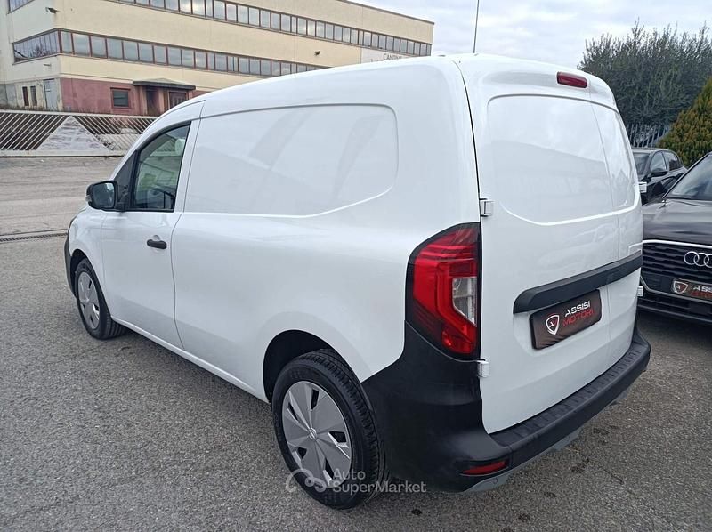 Usata Nissan Townstar N-Connecta 131 CV (96 kW) 2022 Bianco Monovolume