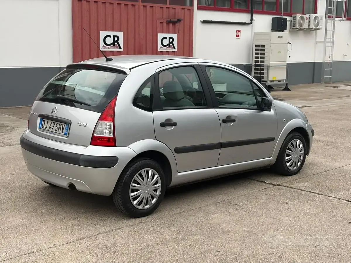 Usata Citroën C3 Elegance 60 CV (44 kW) 2007 Grigio Berlina