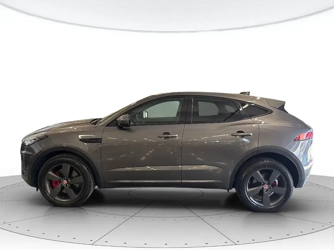 Usata Jaguar E-Pace Chequered Flag 150 CV (110 kW) 2019 Grigio SUV