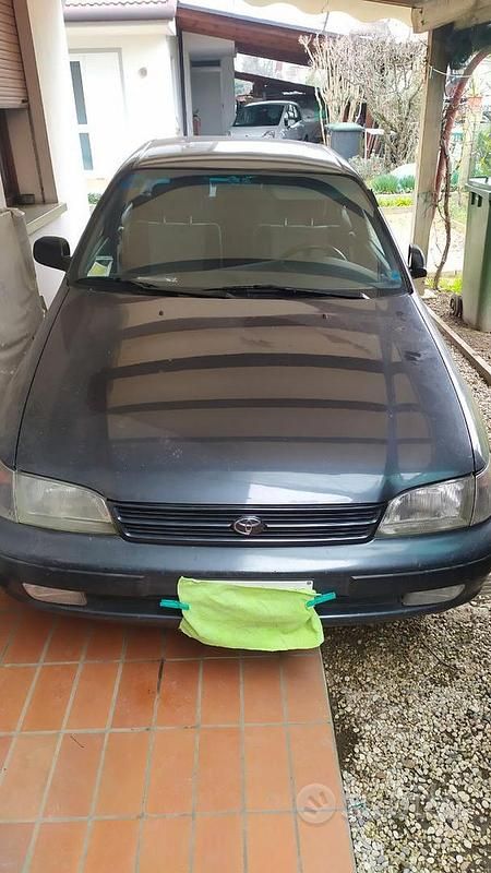 Usata Toyota Carina E 1994 Grigio