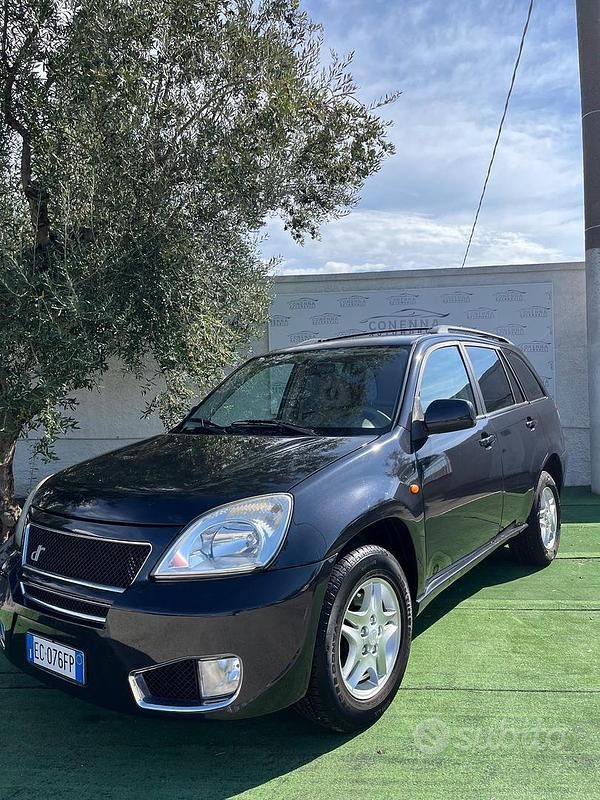 Usata DR DR5 120 CV (88 kW) 2011 Nero SUV