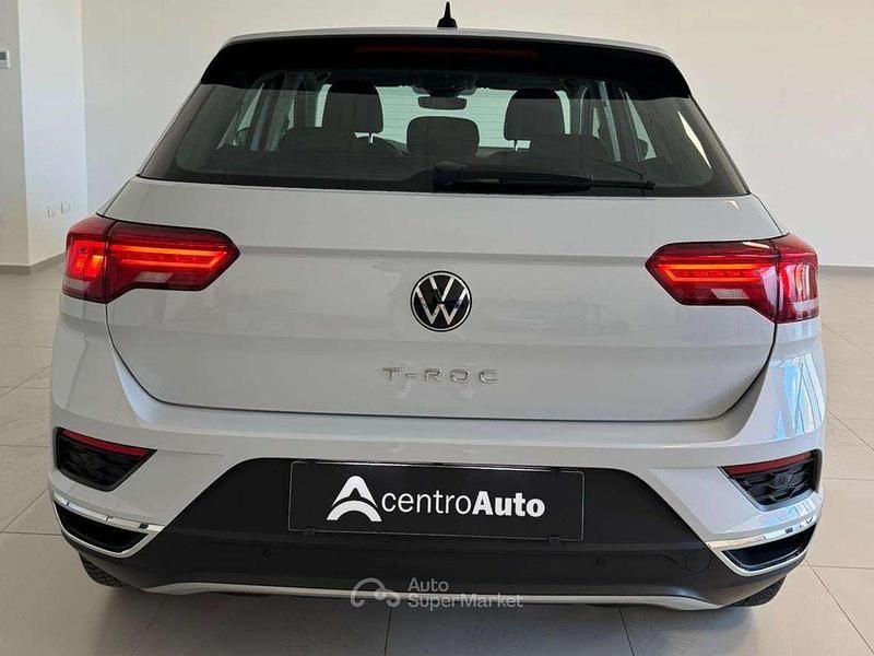 Usata VW T-Roc Style 150 CV (110 kW) 2021 Bianco pure white SUV