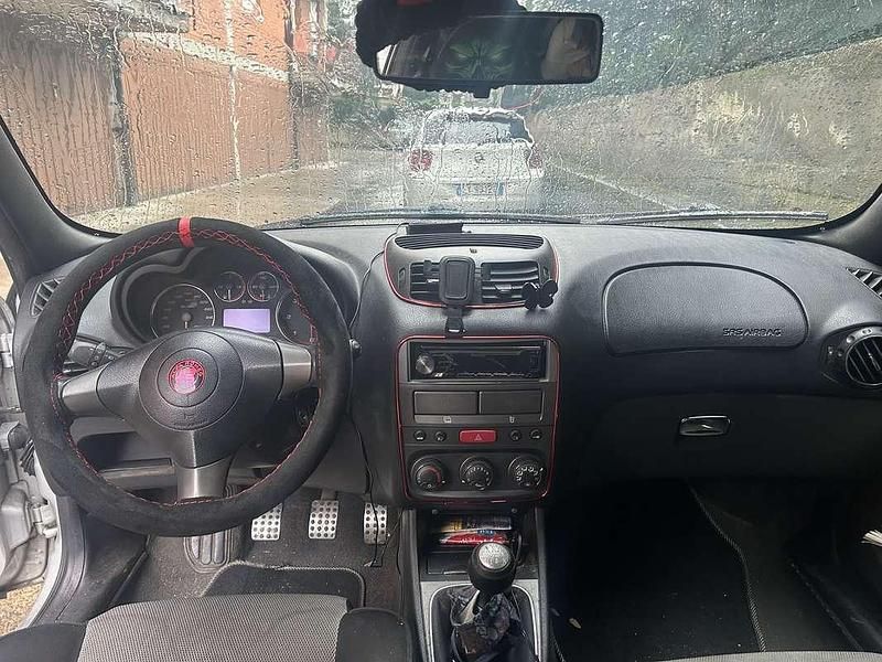 Usata Alfa Romeo 147 Exclusive 120 CV (88 kW) 2007 Utilitaria