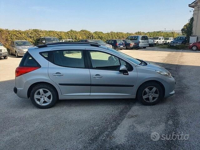 Usata Peugeot 207 75 CV (55 kW) 2009 Grigio Station wagon