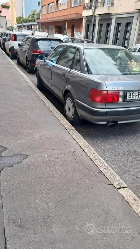 Usata Audi 80 75 CV (55 kW) 1992 Grigio Berlina