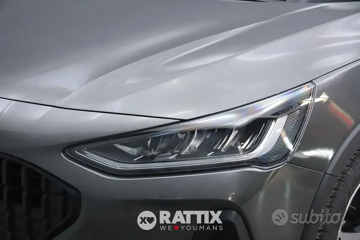 Usata Ford Focus Active X 120 CV (88 kW) 2024 Grigio magnetico SUV