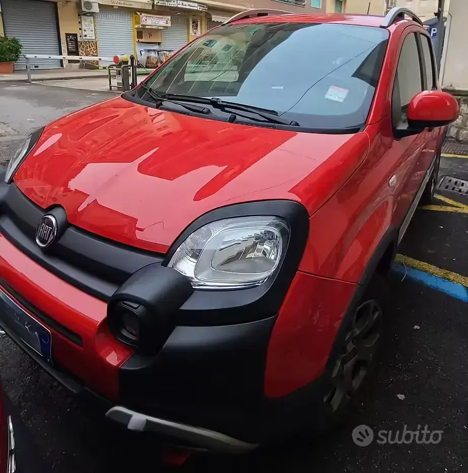 Usata Fiat Panda Cross Cross 85 CV (62 kW) 2020 Rosso Utilitaria