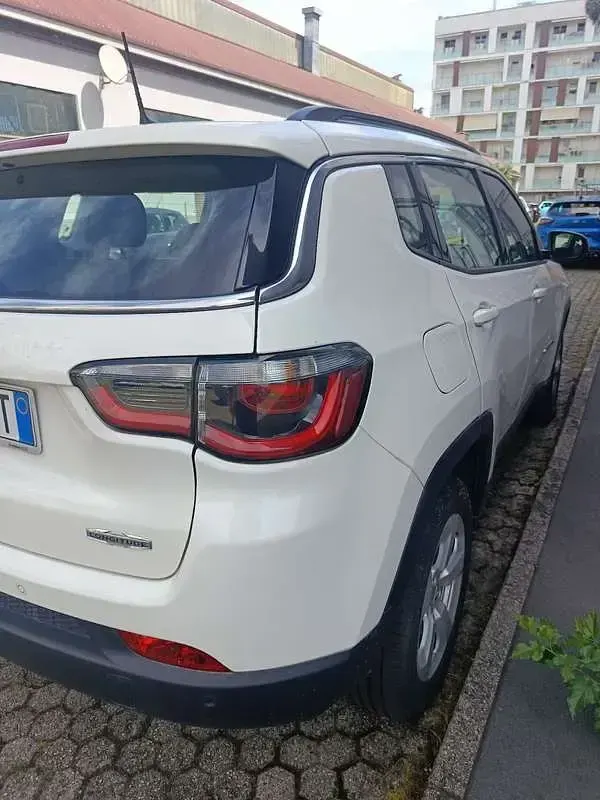 Usata Jeep Compass Limited 140 CV (102 kW) 2019 Bianco SUV