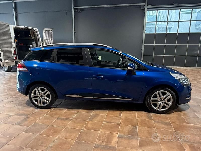 Usata Renault Clio GrandTour 90 CV (66 kW) 2019 Blu Station wagon