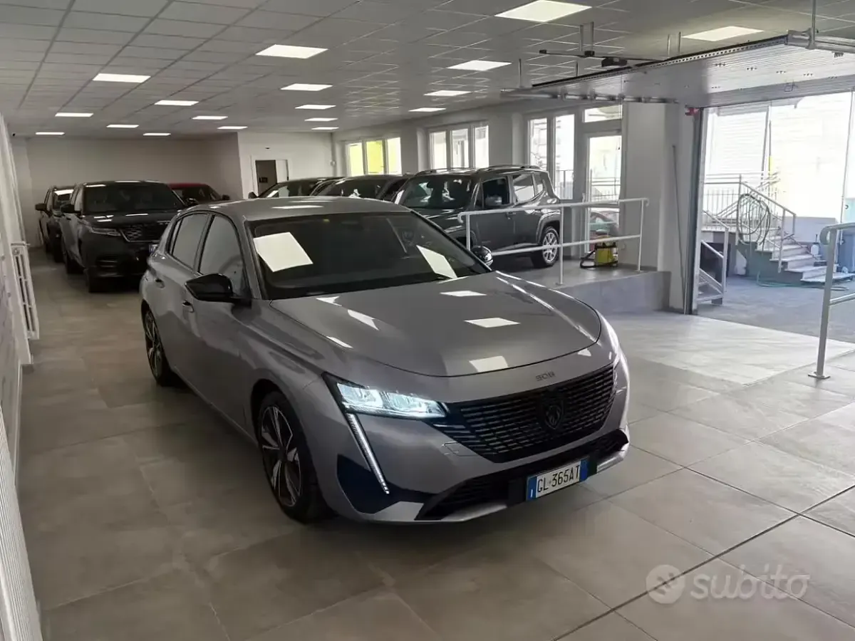 Usata Peugeot 308 Allure 131 CV (96 kW) 2022 Grigio scuro Berlina