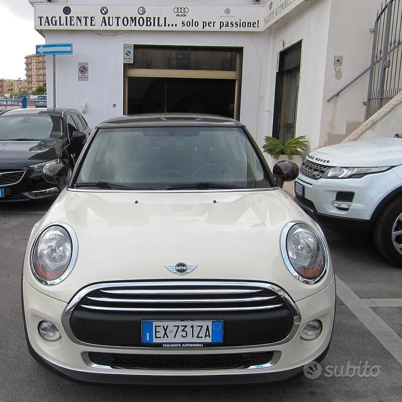 Usata Mini Cooper D 116 CV (85 kW) 2014 Beige Utilitaria