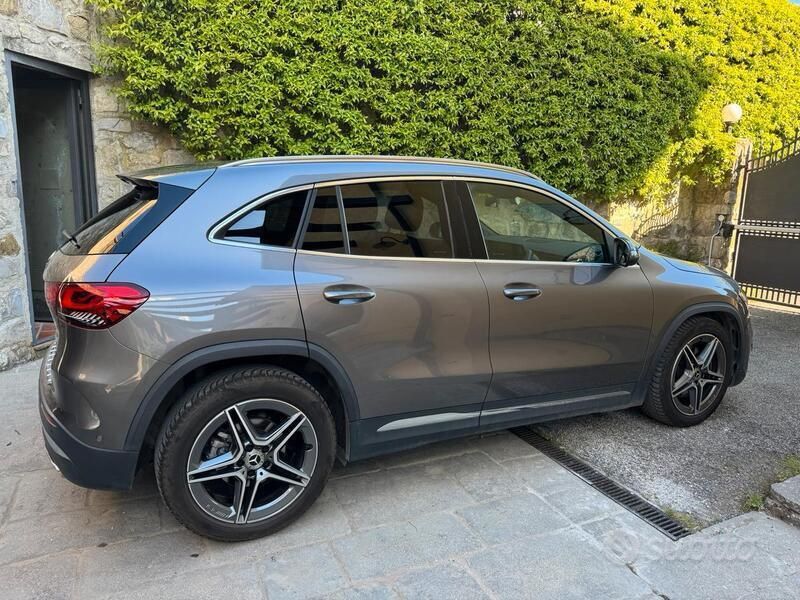 Usata Mercedes GLA200 Premium 136 CV (100 kW) 2022 SUV