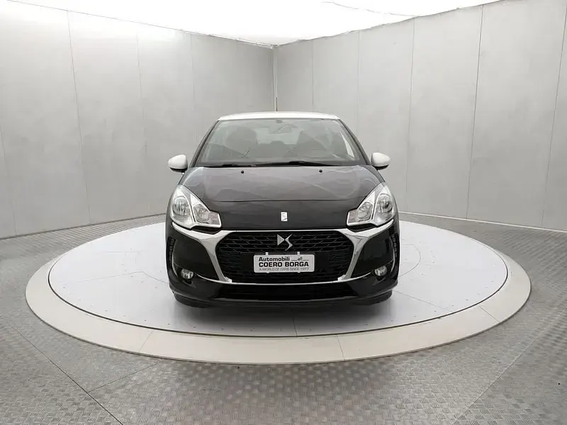 Usata DS Automobiles DS3 So Chic 75 CV (55 kW) 2017 Nero Utilitaria
