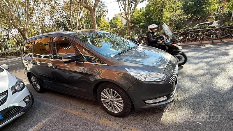 Usata Ford Galaxy 2016 Grigio Monovolume