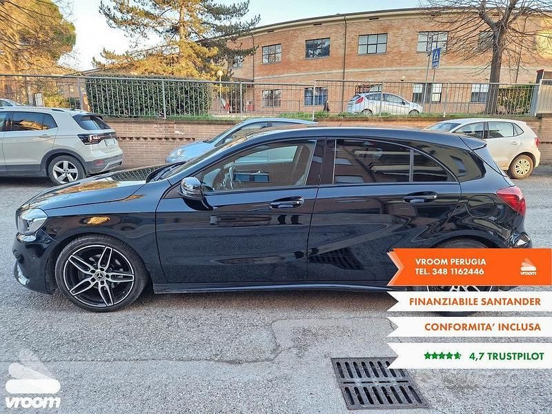 Usata Mercedes A180 Premium 122 CV (89 kW) 2017 Utilitaria