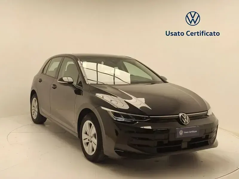 Begagnad VW Golf VIII Life 115 HK (84 kW) 2025 Halvkombi