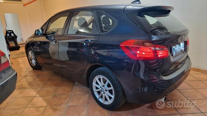 Usata BMW 218 2016 Nero Monovolume