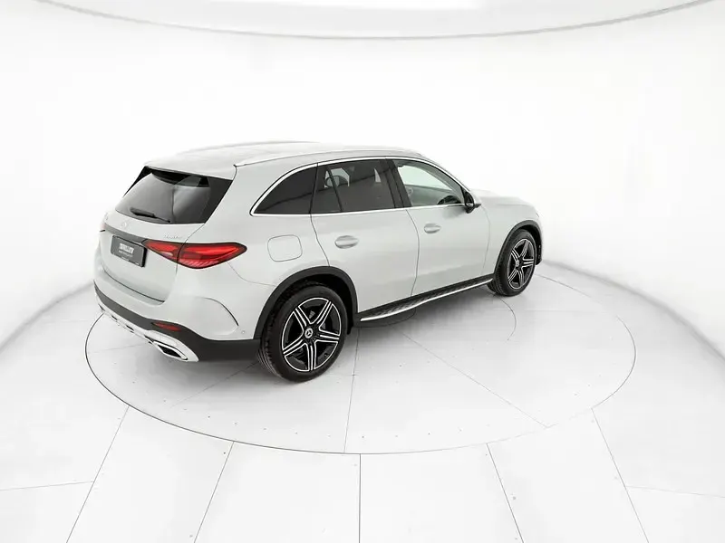 Usata Mercedes GLC220 Advanced Plus 197 CV (144 kW) 2023 Argento SUV