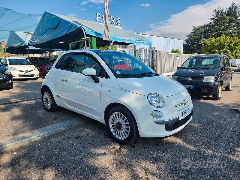 Usata Fiat 500 Lounge 69 CV (50 kW) 2008 Bianco Berlina