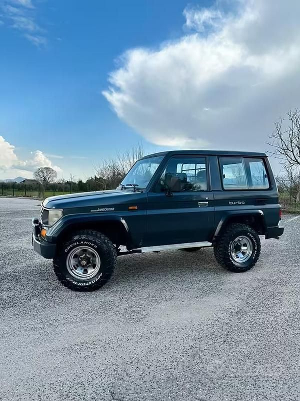 Usata Toyota Land Cruiser 90 CV (66 kW) 1990 Grigio SUV