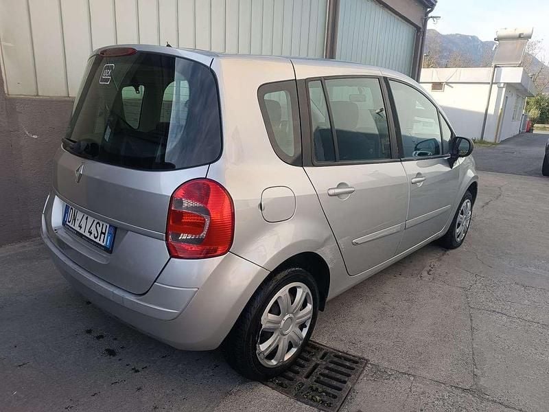 Usata Renault Grand Modus Dynamique 75 CV (55 kW) 2008 Other Monovolume