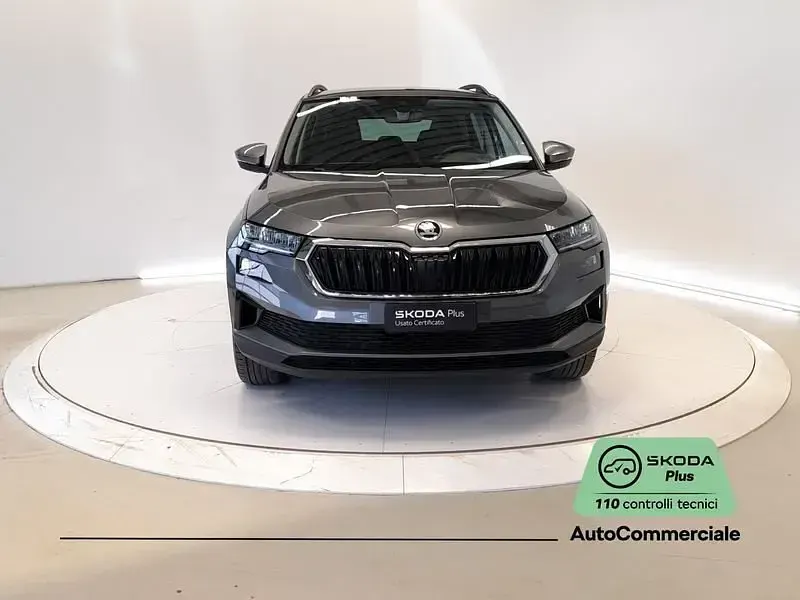 Usata Skoda Karoq Executive 116 CV (85 kW) 2023 Grigio scuro SUV