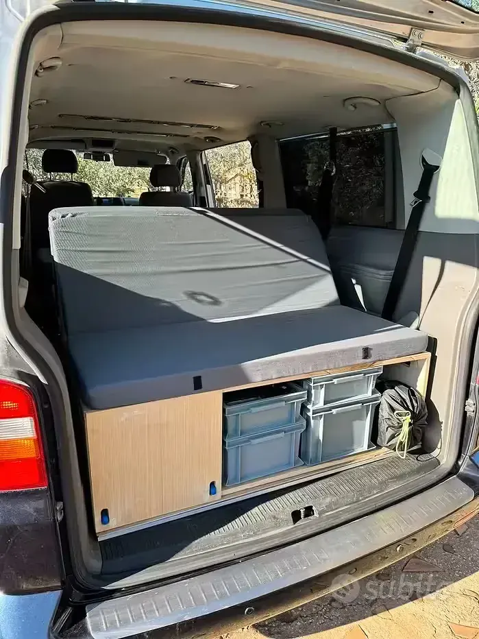 Usata VW Multivan 131 CV (96 kW) 2004 Monovolume